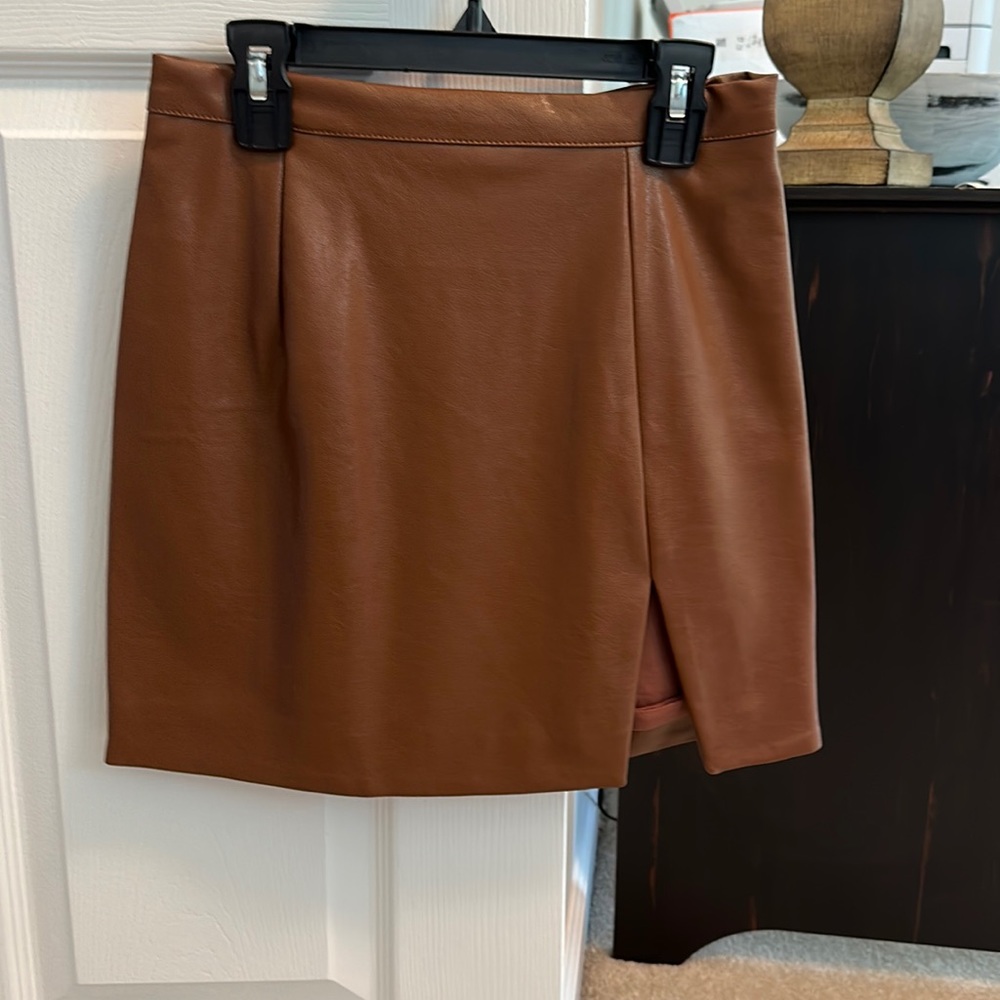 Faux leather brown skirt